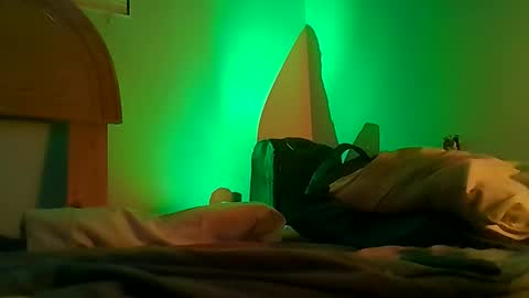 Snapshot of sterng123 chatting on October 2025 06:43:01 AM sterng123 online show from October 2025 06:43:01 AM