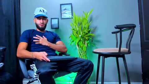 Steve  online show from October 2025 12:09:02 PM