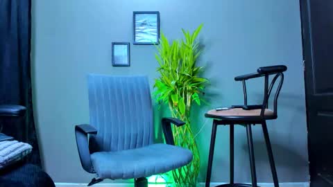 Steve  online show from November 2025 10:38:01 AM