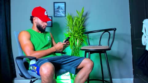 Steve  online show from November 2025 11:09:02 AM