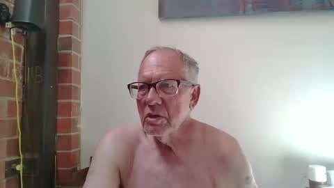 Snapshot of stevedaniel69 chatting on September 2025 06:34:01 PM eastbaymarriedguy online show from September 2025 06:34:01 PM