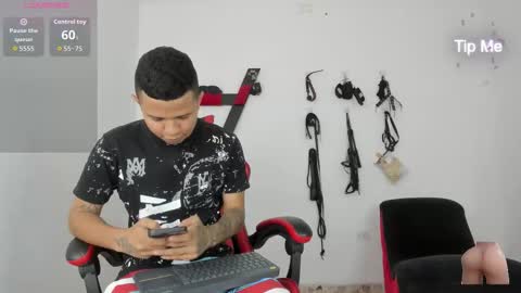 Snapshot of steven19_latinboy chatting on November 2025 11:31:02 AM Steven online show from November 2025 11:31:02 AM