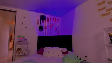 TANIA-STEVEN online show from September 2025 12:21:02 PM