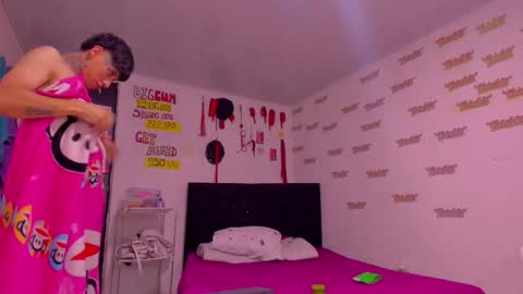 TANIA-STEVEN online show from October 2025 04:44:02 AM