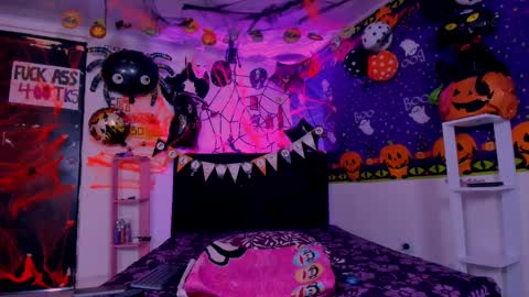 TANIA-STEVEN online show from October 2025 12:33:02 AM