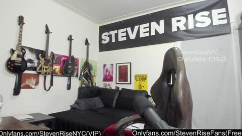 Snapshot of stevenrisenyc chatting on January 2025 04:03:01 AM StevenRiseNYC online show from January 2025 04:03:01 AM