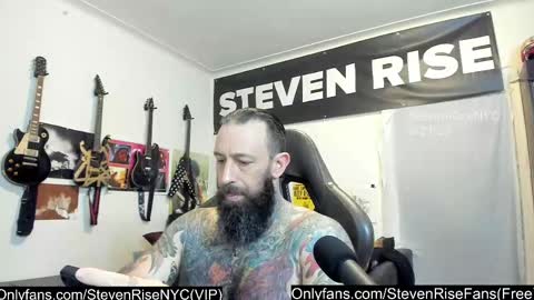 Snapshot of stevenrisenyc chatting on September 2025 03:10:02 AM StevenRiseNYC online show from September 2025 03:10:02 AM