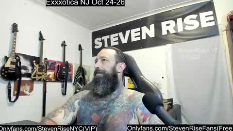Snapshot of stevenrisenyc chatting on October 2025 01:06:02 AM StevenRiseNYC online show from October 2025 01:06:02 AM