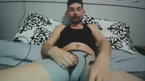 Snapshot of steviecombes01 chatting on April 2026 04:08:02 AM steviecombes01 online show from April 2026 04:08:02 AM