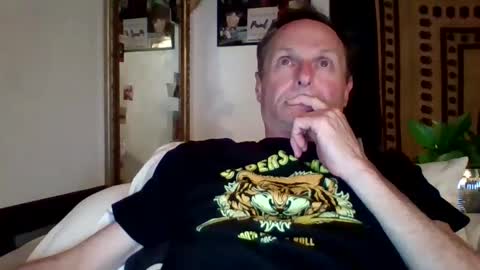 steviehard7 online show from January 2025 05:32:02 AM