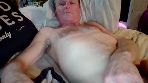 steviehard7 online show from February 2025 05:05:02 AM