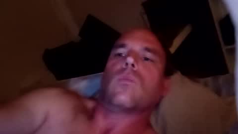 stewbeey online show from April 2026 05:51:01 PM