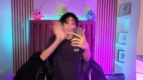 Snapshot of sthepanodimonaco chatting on March 2026 03:34:01 AM Sthepano online show from March 2026 03:34:01 AM