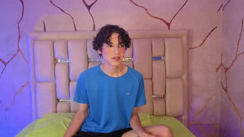 Snapshot of sthepanodimonaco chatting on March 2026 03:22:02 AM Sthepano online show from March 2026 03:22:02 AM