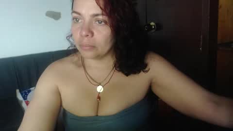 sthepany_gold online show from September 2025 02:44:01 AM