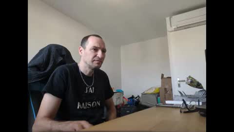 stickolive1 online show from April 2026 07:33:01 AM