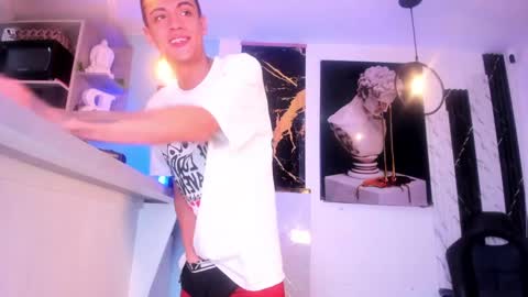 Stiven  brendan online show from December 2024 05:37:02 AM