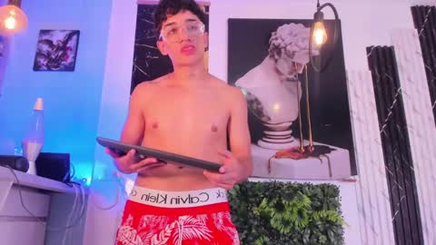 Stiven  brendan online show from February 2025 07:23:02 AM