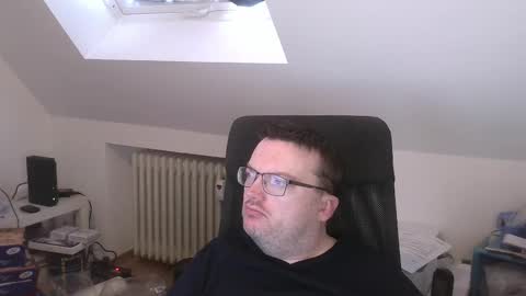 Oliver online show from March 2026 06:36:01 AM