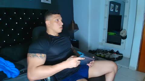 stily online show from September 2025 03:16:02 AM