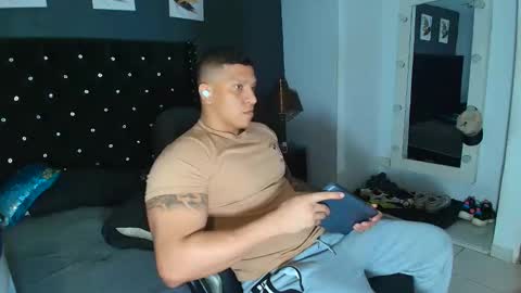 stily online show from September 2025 02:24:02 AM