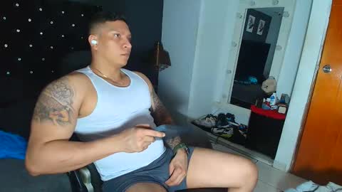 stily online show from September 2025 03:01:01 AM