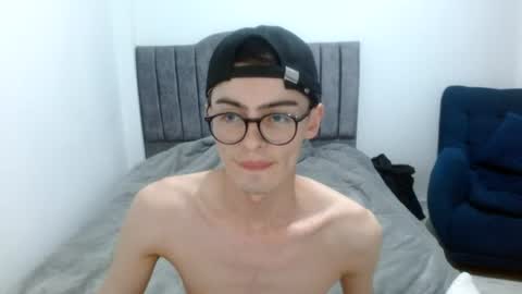 Snapshot of stiv_grant chatting on June 2026 09:40:01 PM stiv_grant online show from June 2026 09:40:01 PM