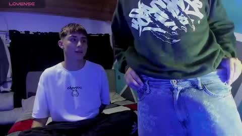 stiven and alex online show from February 2026 03:58:01 AM