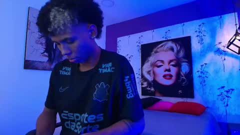 Stiven  online show from October 2025 03:29:02 AM