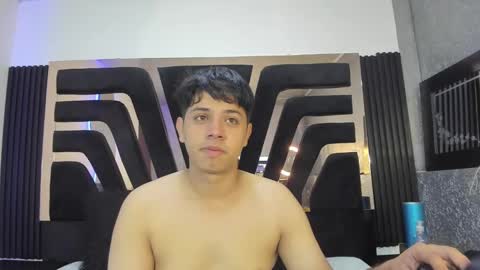 Steven Pooh online show from December 2024 02:12:01 PM