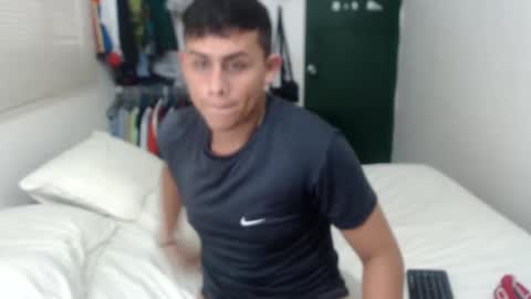 Snapshot of stivmike01 chatting on January 2025 10:23:01 PM Mike online show from January 2025 10:23:01 PM