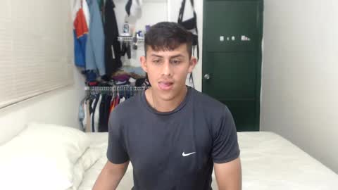 Snapshot of stivmike01 chatting on February 2025 11:09:02 PM Mike online show from February 2025 11:09:02 PM