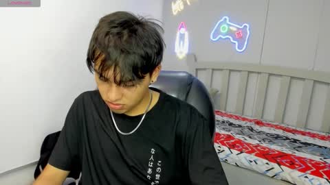 Stiwen online show from October 2025 03:57:02 PM