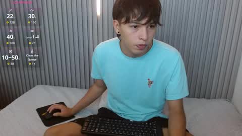 Stiwen online show from May 2026 01:08:02 PM