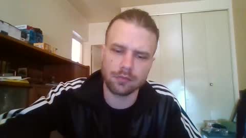 stockingsnfeet online show from May 2026 11:59:01 AM