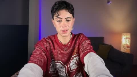 Stolas online show from March 2026 12:32:02 AM