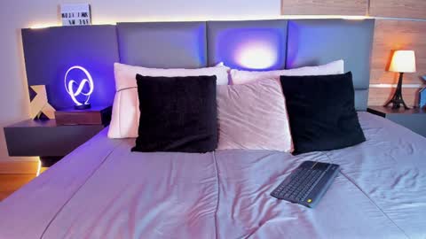 Stone Lee  online show from February 2025 08:21:02 AM