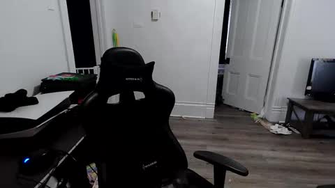 Snapshot of stonedpanda77 chatting on March 2026 09:40:01 PM stonedpanda77 online show from March 2026 09:40:01 PM