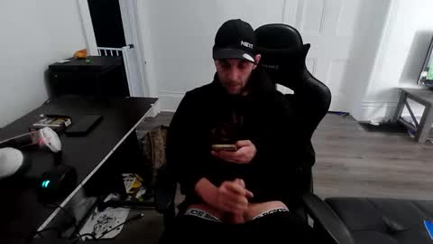 stonedpanda77 online show from May 2026 09:45:02 PM