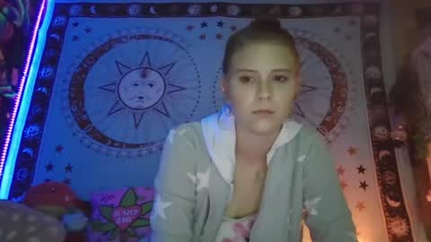 Snapshot of stonerbabe1313 chatting on December 2024 05:26:02 AM stonerbabe1313 online show from December 2024 05:26:02 AM