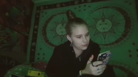 Snapshot of stonerbabe1313 chatting on December 2024 02:55:01 AM stonerbabe1313 online show from December 2024 02:55:01 AM