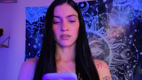 Snapshot of stonned_candy chatting on November 2025 08:07:01 PM Liz online show from November 2025 08:07:01 PM