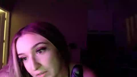 Snapshot of stormibandz chatting on May 2026 07:14:02 AM stormi3 online show from May 2026 07:14:02 AM