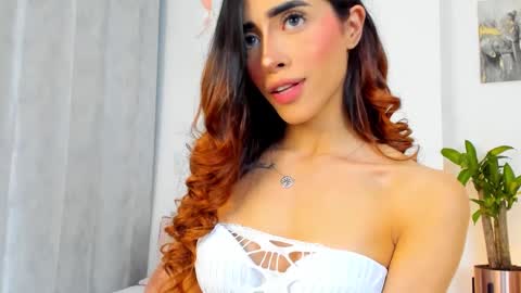 Snapshot of stormirusso chatting on January 2025 02:52:01 AM Mar online show from January 2025 02:52:01 AM
