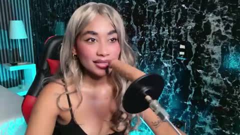Stormy  online show from May 2026 12:05:01 AM