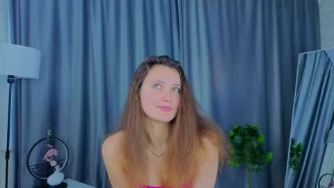 Luna online show from May 2026 06:07:01 AM