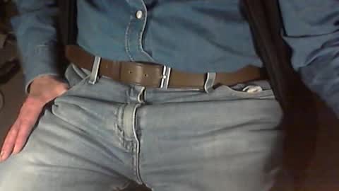 Snapshot of str8_dave chatting on December 2025 07:19:02 PM Dave online show from December 2025 07:19:02 PM