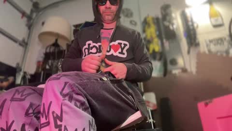 Str8 online show from January 2025 12:54:02 PM