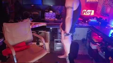 Str8 online show from June 2026 12:15:01 PM