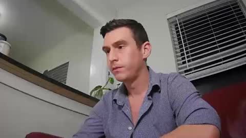 Snapshot of str8stuntcox chatting on October 2025 03:47:01 AM Str8StuntCox online show from October 2025 03:47:01 AM